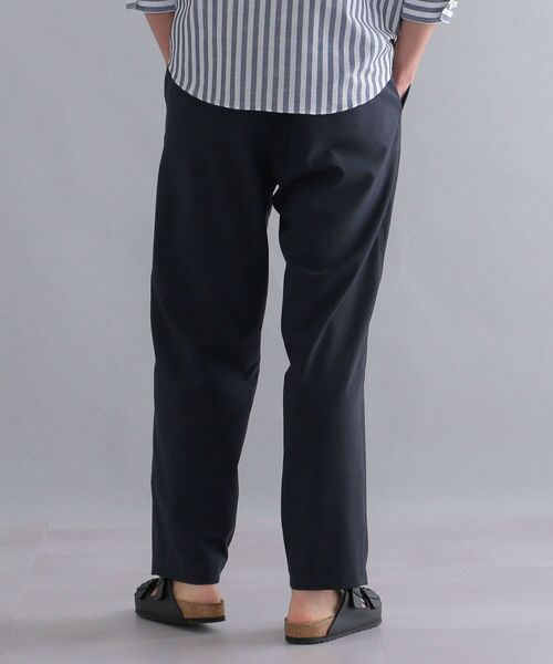 SHIPS(シップス)の「SHIPS:〈ウォッシャブル〉T/R トロピカル リラックス イージーパンツ(スラックス・メンズ・ライトグレー/ネイビー/ダークグレー・SMALL/MEDIUM/LARGE/X-LARGE)」の14枚目の写真