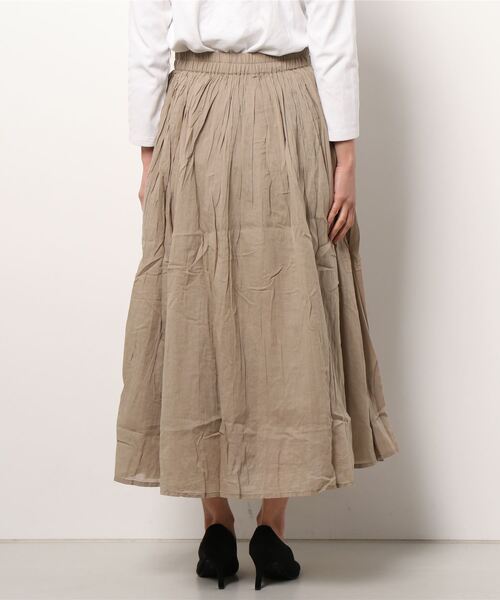 Samansa Mos2 blue（サマンサモスモスブルー）の「ボイルギャザースカート（スカート・レディース・イエロー/ネイビー/ブラック/ベージュ・ﾌﾘ-）」の6枚目の写真