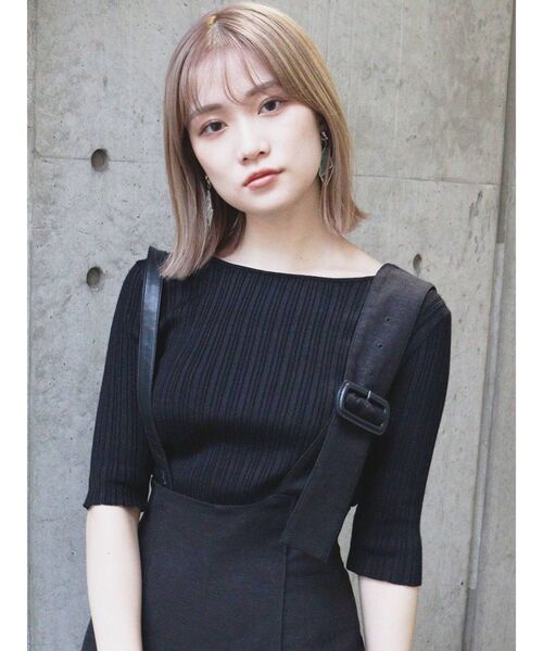 MURUA（ムルーア）の「ディープバックオープンニット(インナーブラ付）（ニット/セーター・レディース・グリーン/ブラック/アイボリー/オレンジ・FREE）」の7枚目の写真