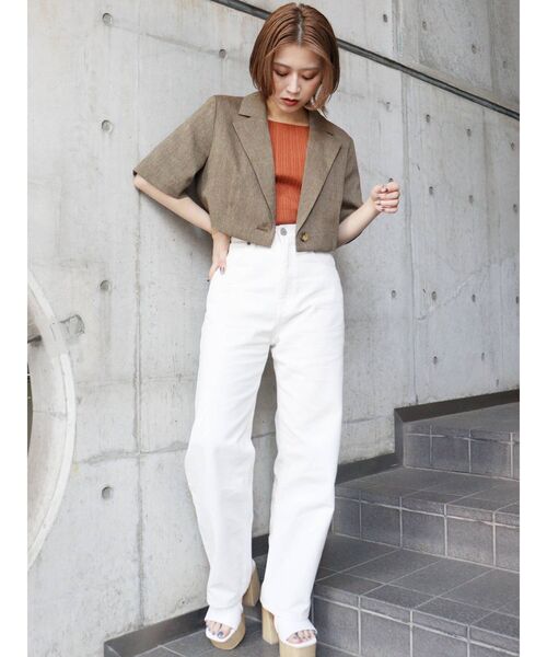 MURUA（ムルーア）の「ディープバックオープンニット(インナーブラ付）（ニット/セーター・レディース・グリーン/ブラック/アイボリー/オレンジ・FREE）」の13枚目の写真