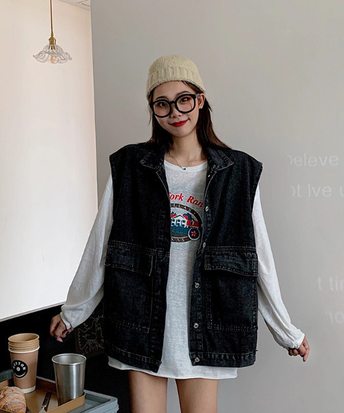 GLAMOROUS JANE（グラマラスジェーン）の「デニムジレ ベスト（ベスト・レディース・ライトブルー/ブラック・LL/S/M/L）」の7枚目の写真