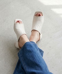 LibertyDoll スクエアトゥストレッチミュールサンダル