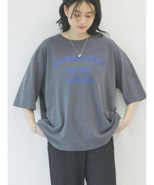 AMERICAN HOLIC（アメリカンホリック）の「BIGロゴカットプルオーバー（Tシャツ/カットソー・レディース・チャコールグレー/ネイビー/オフホワイト・M/L）」の5枚目の写真