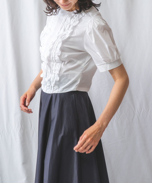 NARACAMICIE（ナラカミーチェ）の「クロプト丈フリルシャツ（シャツ/ブラウス・レディース・ホワイト・M/S/L）」の6枚目の写真