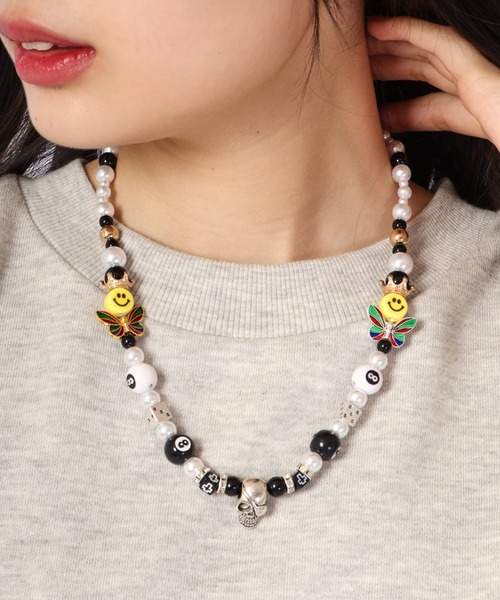 ビーズネックレス＆イヤリング 雫ネックレスとレクタングルイヤリングセット 乳白色 ビーズ刺繍