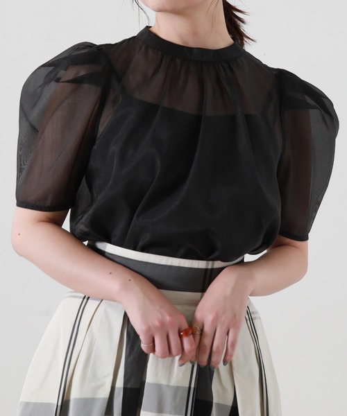 Cheek(チーク)の「インナー付きシアーパワショルブラウス(シャツ/ブラウス・レディース・ブラック/オフホワイト/グリーン系その他・FREE)」の1枚目の写真