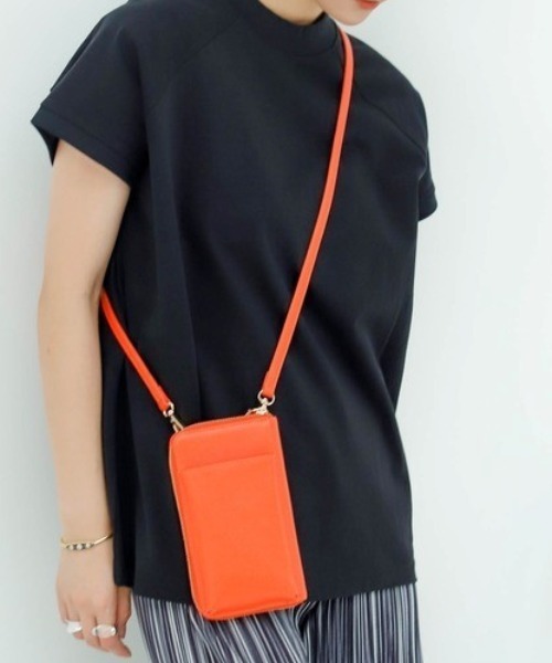 deux amour（ドゥーザムール）の「携帯ウオレットバッグ（ボディバッグ/ウエストポーチ・レディース・ブラック/シルバー/ゴールド/オレンジ/グリーン・FREE(9)）」の19枚目の写真