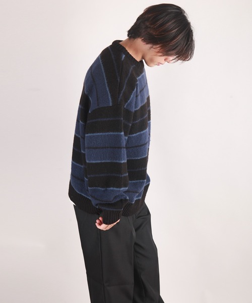 WESTSEA(ウエストシー)の「モヘヤライク起毛 ボーダーオーバーサイズ クルーニット(ニット/セーター・メンズ・ブラック×ブルー/パープル/ブラック/ダークネイビー/モスグリーン/ロイヤルブルー・M/L)」の8枚目の写真