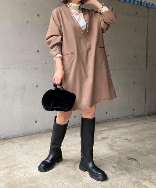 DouDou（ドゥドゥ）の「深Vチュニックワンピース（ワンピース・レディース・ブラック/ベージュ/グレイッシュベージュ・FREE）」の5枚目の写真