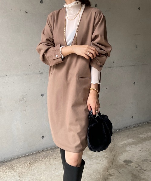 DouDou（ドゥドゥ）の「深Vチュニックワンピース（ワンピース・レディース・ブラック/ベージュ/グレイッシュベージュ・FREE）」の9枚目の写真