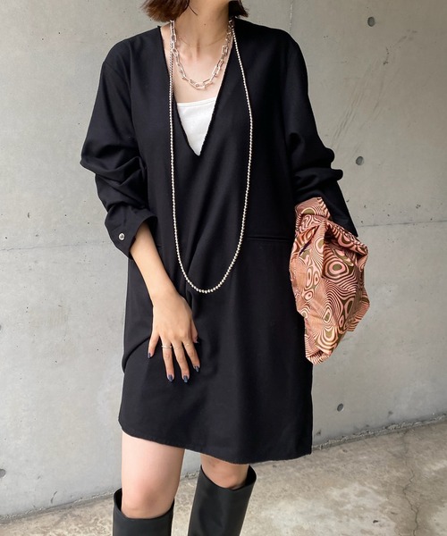 DouDou（ドゥドゥ）の「深Vチュニックワンピース（ワンピース・レディース・ブラック/ベージュ/グレイッシュベージュ・FREE）」の19枚目の写真