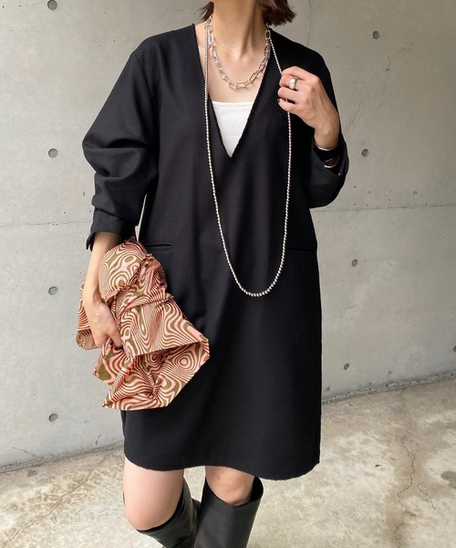 DouDou（ドゥドゥ）の「深Vチュニックワンピース（ワンピース・レディース・ブラック/ベージュ/グレイッシュベージュ・FREE）」の21枚目の写真