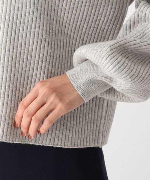OPAQUE.CLIP（オペークドットクリップ）の「◆ミドルゲージボリュームスリーブニット（ニット/セーター・レディース・オフホワイト/グレー/ブルー/ダークオレンジ・36/38/40）」の17枚目の写真