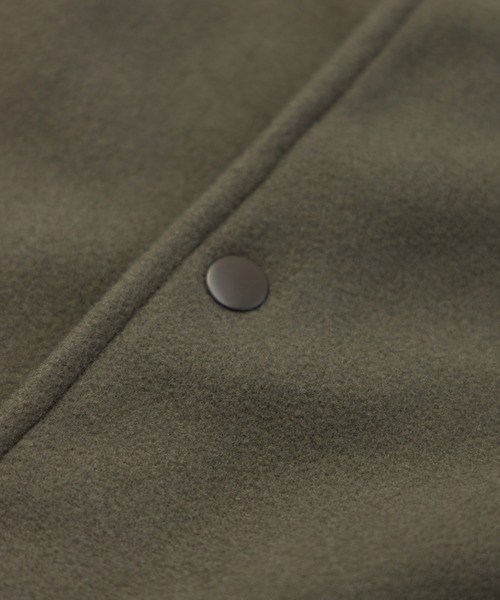 NYLAUS（ナイラス）の「フェイクウール コーチスタジャン コーチジャケット スタジアムジャンパー（スタジャン・メンズ・アイボリー/ブラック/グレイッシュベージュ/グリーン・L/LL/M）」の17枚目の写真