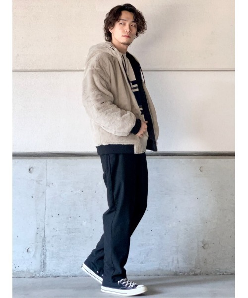 美品LOHENブルゾン　ライトベージュ スライトラスターストレッチニットプルオーバー