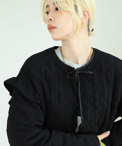 BeAMS DOT（ビームスドット）の「【WEB限定】BeAMS DOT / リボン キルティング ブルゾン（ブルゾン・レディース・ホワイト系その他5/ブラック・FREE）」の12枚目の写真