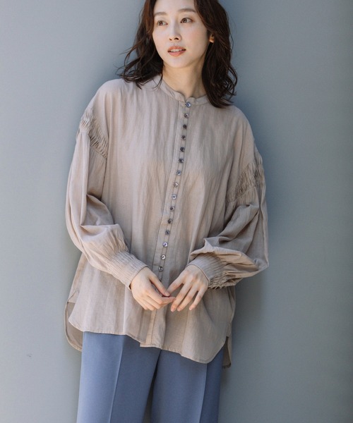 Munich(ミューニック)の「コットンビスコースボイルタックギャザーブラウス(シャツ/ブラウス・レディース・パープル/ブラック/ホワイト/グレイッシュベージュ・FREE)」の18枚目の写真