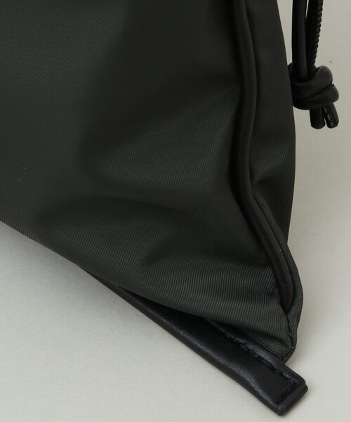 CONVERSE TOKYO（コンバーストウキョウ）の「NYLON GATHER TOTE BAG（トートバッグ・レディース・ブラック/ブラウン/カーキ・FREE）」の17枚目の写真