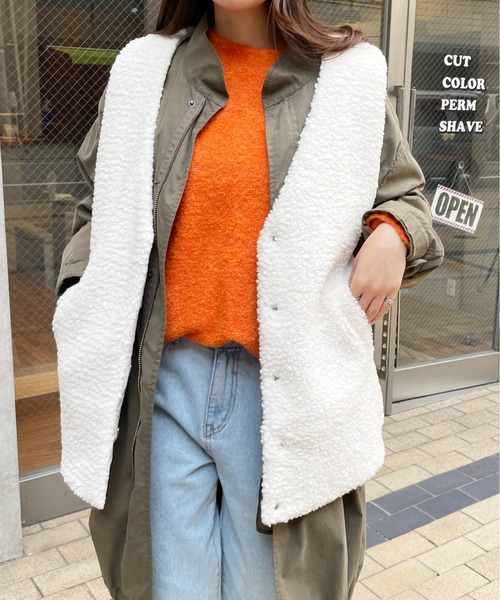 Meli rich（メリーリッチ）の「ボア×キルトリバーシブルベスト（ベスト・レディース・ブラウン/アイボリー/ライトベージュ・MEDIUM）」の7枚目の写真