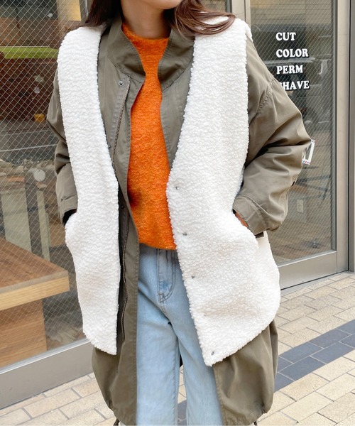 Meli rich（メリーリッチ）の「ボア×キルトリバーシブルベスト（ベスト・レディース・ブラウン/アイボリー/ライトベージュ・MEDIUM）」の17枚目の写真