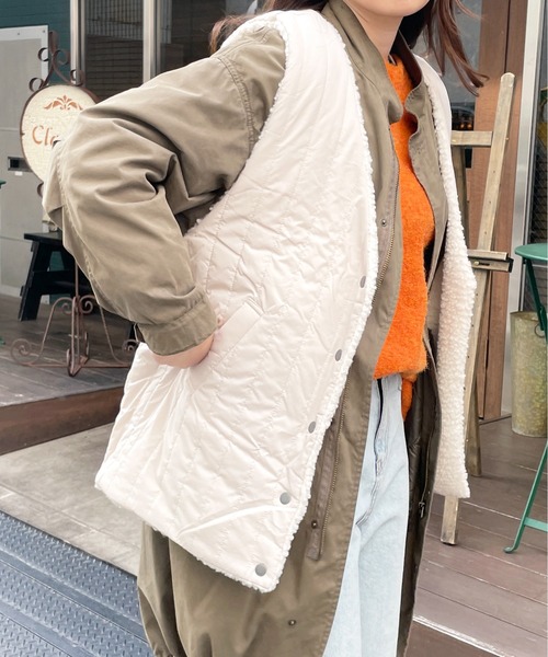 Meli rich（メリーリッチ）の「ボア×キルトリバーシブルベスト（ベスト・レディース・ブラウン/アイボリー/ライトベージュ・MEDIUM）」の18枚目の写真