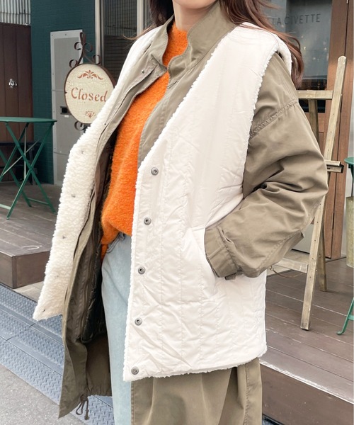 Meli rich（メリーリッチ）の「ボア×キルトリバーシブルベスト（ベスト・レディース・ブラウン/アイボリー/ライトベージュ・MEDIUM）」の20枚目の写真
