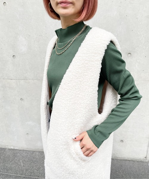 Meli rich（メリーリッチ）の「ボア×キルトリバーシブルベスト（ベスト・レディース・ブラウン/アイボリー/ライトベージュ・MEDIUM）」の21枚目の写真