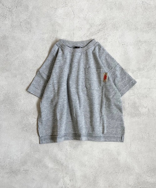 Life Support Products（ライフサポートプロダクツ）の「防汚加工ポケットTシャツ(80～150cm）（Tシャツ/カットソー・キッズ・グレー系その他/パープル/杢グレー/グリーン/ホワイト系その他/ブルー/ホワイト/チャコール/イエロー/ピンク・140/95/120/80/130/90/100/150/110）」の4枚目の写真