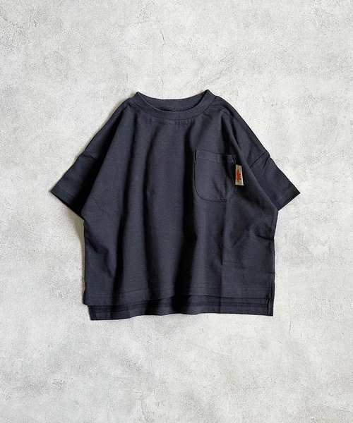 Life Support Products（ライフサポートプロダクツ）の「防汚加工ポケットTシャツ(80～150cm）（Tシャツ/カットソー・キッズ・グレー系その他/パープル/杢グレー/グリーン/ホワイト系その他/ブルー/ホワイト/チャコール/イエロー/ピンク・140/95/120/80/130/90/100/150/110）」の6枚目の写真