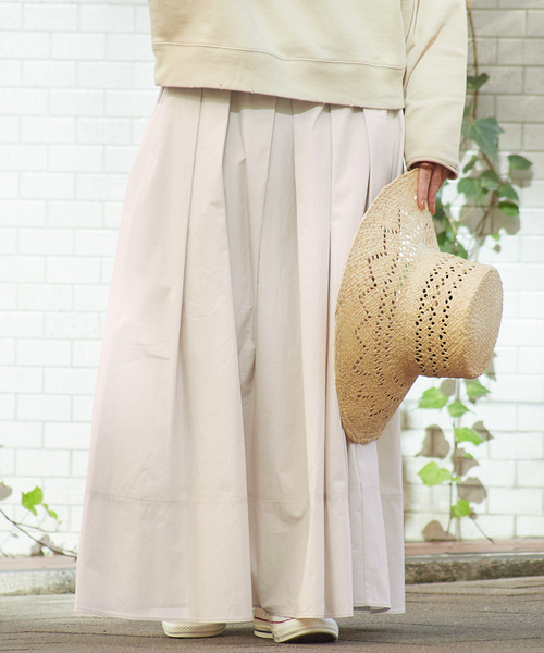 B.C STOCK(ベーセーストック)の「フロントタックシャーリングスカート(スカート・レディース・ホワイト/ブラック/ブルー・FREE)」の18枚目の写真