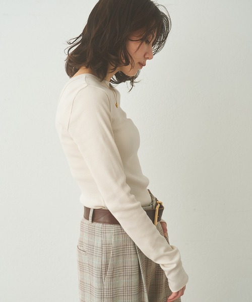 Vバックシャンテレコカットソー（Tシャツ/カットソー）｜Whim Gazette