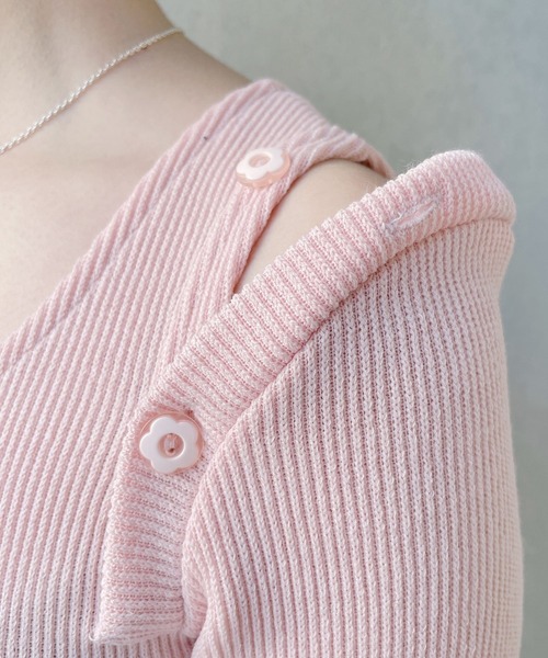 lilLilly（リルリリー）の「ショルダーカットリブトップス（Tシャツ/カットソー・レディース・ホワイト/ブラック/ピンク・FREE）」の13枚目の写真