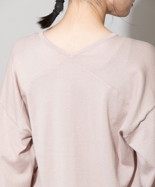 Munich（ミューニック）の「マーセライズコットンニットＶネックプルオーバー（ニット/セーター・レディース・ブラック/ブルー/ピンクベージュ・FREE）」の16枚目の写真