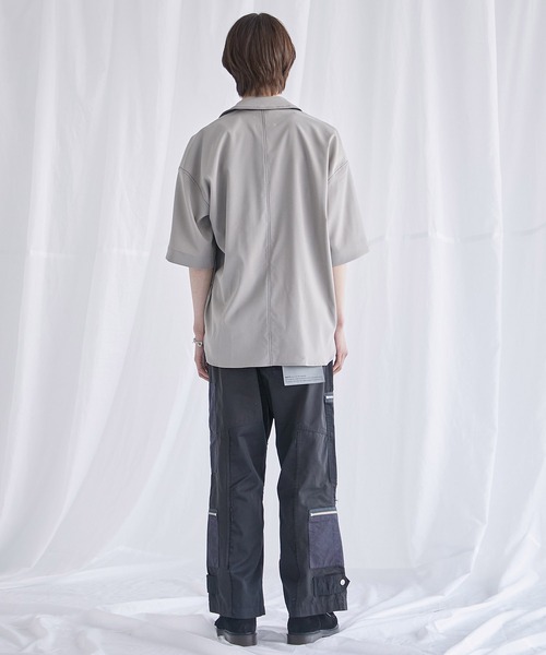 PUBLIC TOKYO（パブリックトウキョウ）の「ステッチコンビオーバーシャツ（シャツ/ブラウス・メンズ・ベージュ/サックスブルー/ダークグレー・1/2）」の12枚目の写真