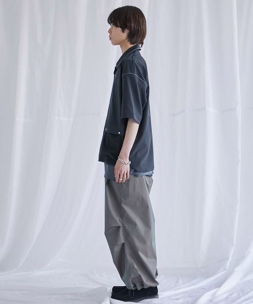 PUBLIC TOKYO（パブリックトウキョウ）の「ステッチコンビオーバーシャツ（シャツ/ブラウス・メンズ・ベージュ/サックスブルー/ダークグレー・1/2）」の14枚目の写真