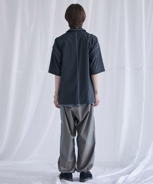 PUBLIC TOKYO（パブリックトウキョウ）の「ステッチコンビオーバーシャツ（シャツ/ブラウス・メンズ・ベージュ/サックスブルー/ダークグレー・1/2）」の15枚目の写真