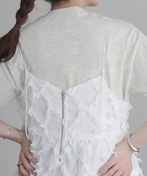 fredy emue(フレディエミュ)の「フリンジ2WAYビスチェ(シャツ/ブラウス・レディース・オフホワイト/チャコールグレー・38)」の10枚目の写真