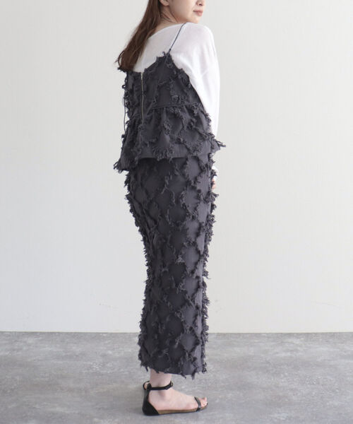 fredy emue(フレディエミュ)の「フリンジ2WAYビスチェ(シャツ/ブラウス・レディース・オフホワイト/チャコールグレー・38)」の16枚目の写真