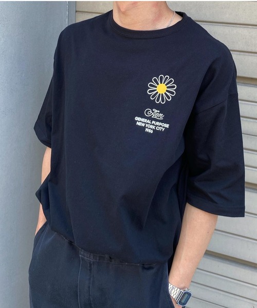 A.en(エイエン )の「A.en MARGARET T-shirts(Tシャツ/カットソー・メンズ・ブラック/ホワイト・L/XL/M/XXL)」の1枚目の写真