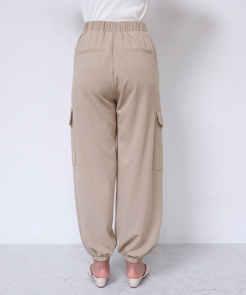 andme（アンドミー）の「梨地ポンチカーゴジョガーパンツ（カーゴパンツ・レディース・カーキ/ライトベージュ/グレイッシュベージュ/ブラック・M/L）」の17枚目の写真