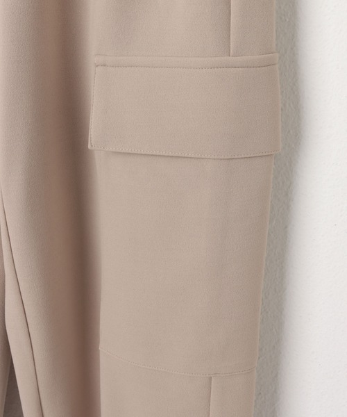 andme（アンドミー）の「梨地ポンチカーゴジョガーパンツ（カーゴパンツ・レディース・カーキ/ライトベージュ/グレイッシュベージュ/ブラック・M/L）」の20枚目の写真