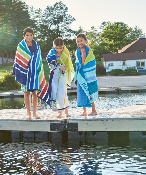 まるで絵画のよう\tHermes\tLa Panthere a la Plage ビーチタオル La Panthere a la Plage beach towel | Hermès USA