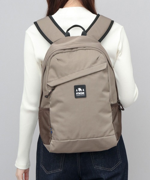 moz（モズ）の「撥水加工 ナイロン 大容量 サイドメッシュポケット付き バックパック アウトドアシリーズ（バックパック/リュック・レディース・ブラック/グレー/ブルー/グレイッシュベージュ・FREE）」の15枚目の写真