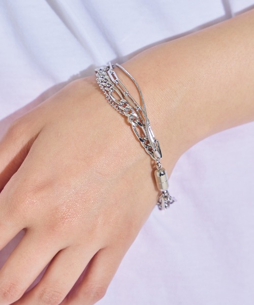 LAVEANGE（ラビアンジェ）の「【金属アレルギー対応】4連マグネットブレスレット（ブレスレット・レディース・ゴールド/シルバー・01/02）」の3枚目の写真