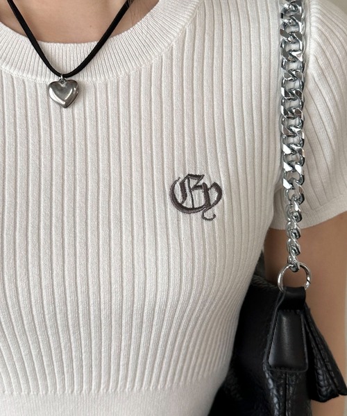 EPIMI E'PIMMY（エピミエピミー）の「オリジナルロゴコンパクトリブニット（ニット/セーター・レディース・オフホワイト/ベージュ/ブラック/ブルー・MEDIUM）」の7枚目の写真