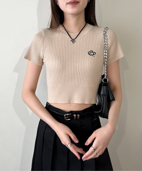 EPIMI E'PIMMY（エピミエピミー）の「オリジナルロゴコンパクトリブニット（ニット/セーター・レディース・オフホワイト/ベージュ/ブラック/ブルー・MEDIUM）」の10枚目の写真