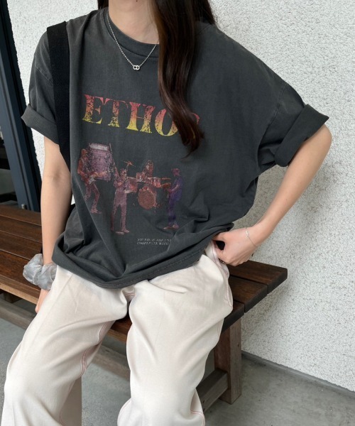 nemne store（ネンネストア）の「【低身長用サイズあり】ヴィンテージ加工ピグメントアソートTシャツ（Tシャツ/カットソー・レディース・アイボリー/チャコール/オートミール/グレー系その他・SMALL/MEDIUM）」の16枚目の写真