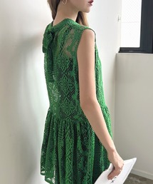 カットレースバックリボンティアードブラウス