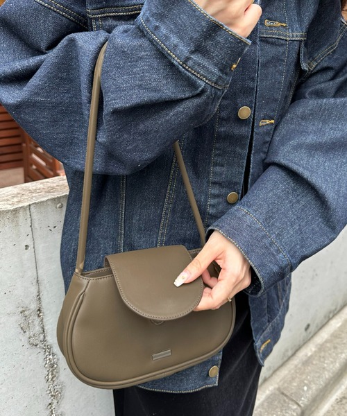 DISCOAT(ディスコート)の「ロングワンハンドルハンドバッグ(ハンドバッグ・レディース・アイボリー/ブラック/グレー系その他/マスタード・FREE)」の21枚目の写真