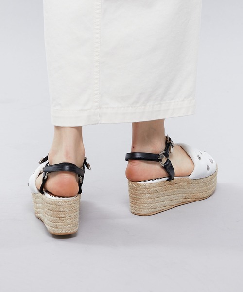 TOGA PULLA(トーガ プルラ)の「【TOGA PULLA(トーガプルラ)】AJ1170(サンダル・レディース・ホワイト・37)」の4枚目の写真